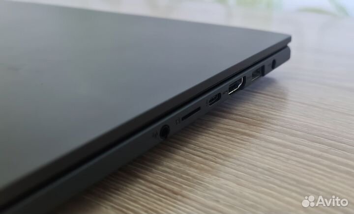 Asus vivobook pro 15 k3500 oled i5/1650/512gb