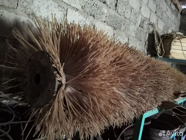 Щётка подметальная