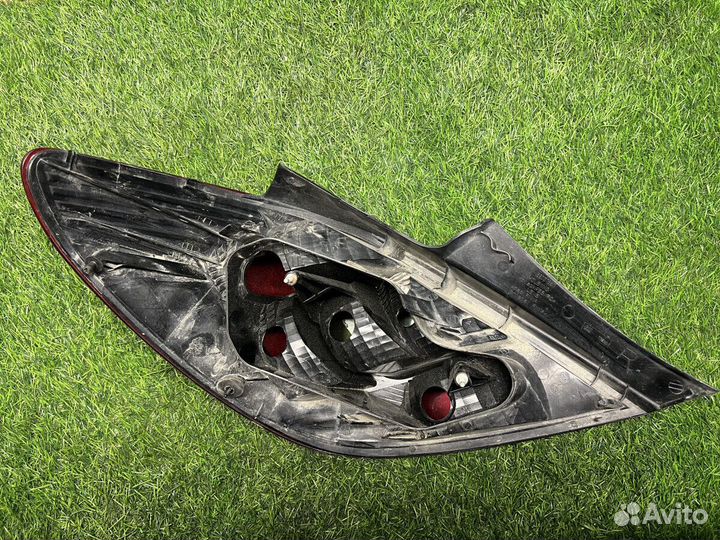 Фонарь задний правый Opel Corsa D