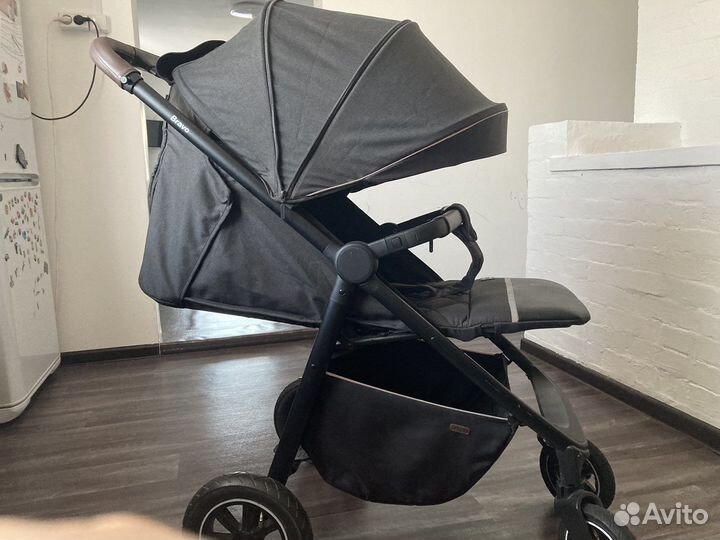 Прогулочная коляска carrello Bravo Air