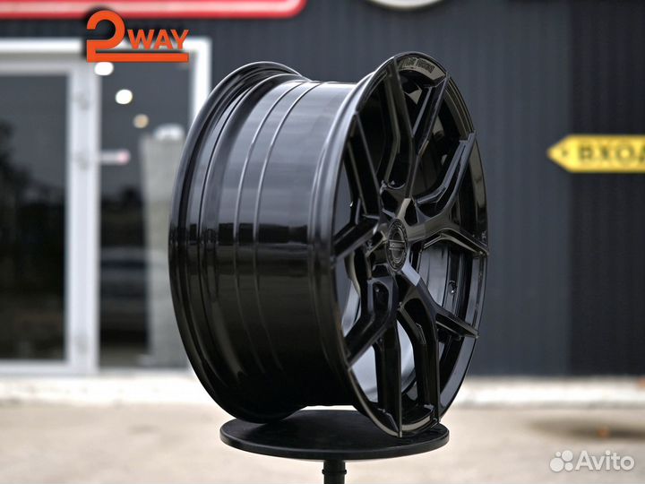 R17 Vossen HF-5 style 7.5J ET35 5*114.3 (RG48)