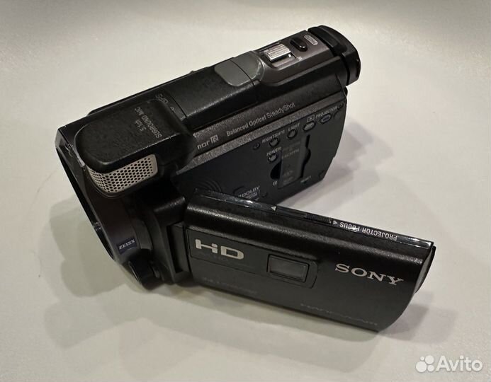 Видеокамера с проектором Sony HDR-PJ780