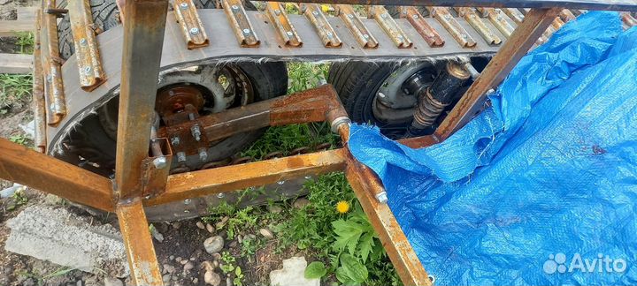 Гусеничный вездеход