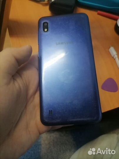 Samsung Galaxy A10, 2/32 ГБ