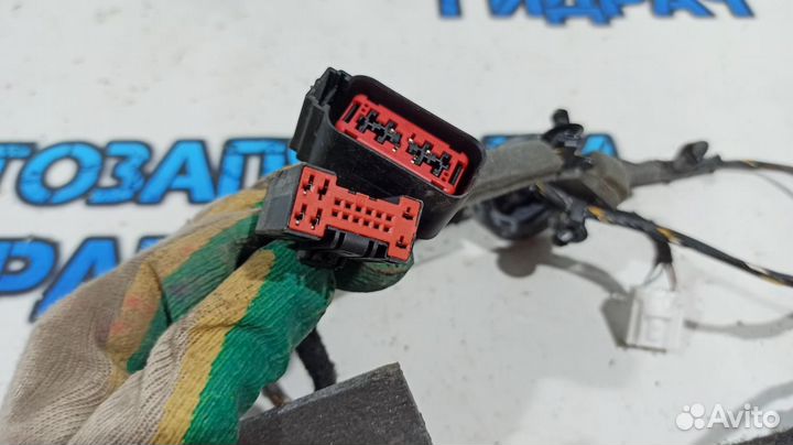 Проводка двери задней правой Ford Kuga 1747669