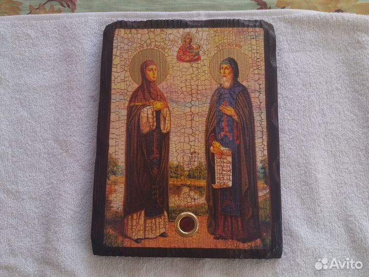 Икона св. Петр и Феврония с мощевиком