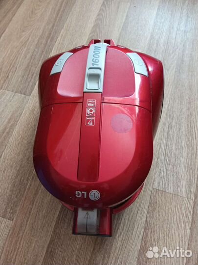 Пылесос Scarlett