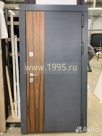 Двери входные металлические