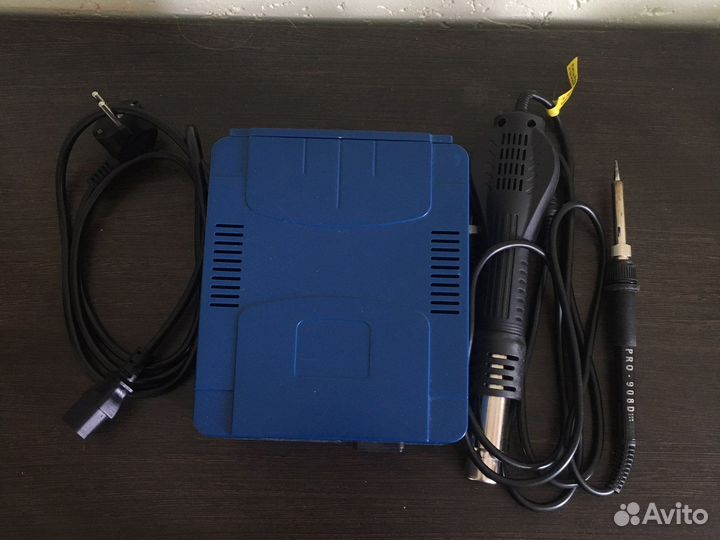 Термовоздушная паяльная станция PRO stormer 8582D