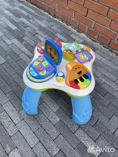 Развивающий детский столик