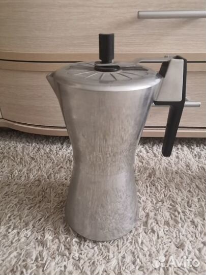 Гейзерная кофеварка