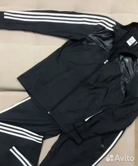 Спортивный костюм adidas
