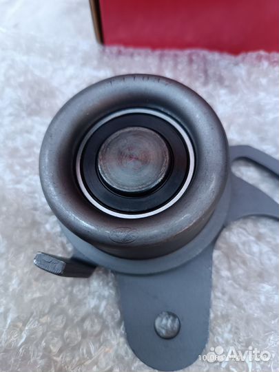 Ролик натяжной грм hyundai accent