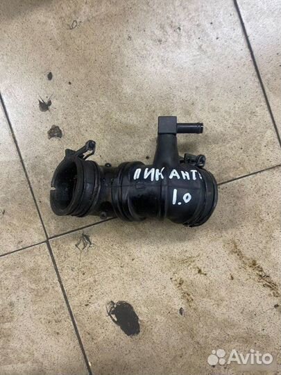 Патрубок воздушного фильтра Kia Picanto G4HG