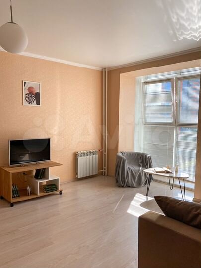 1-к. квартира, 42 м², 9/15 эт.