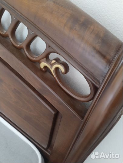 Деревянная кровать 160*180