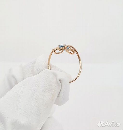 Золотое кольцо с фианитом 16,5р