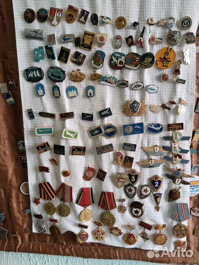 Тяжелые значки СССР