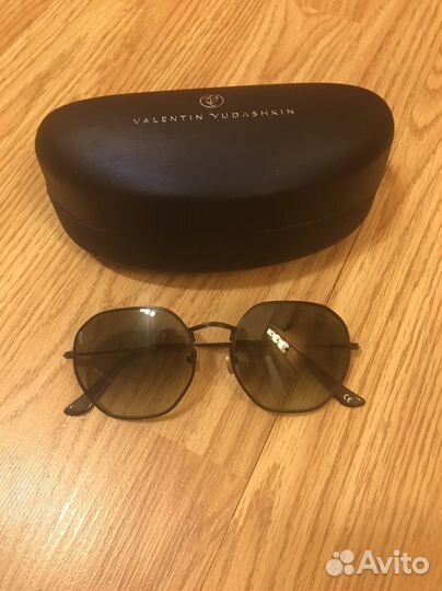 Солнцезащитные очки