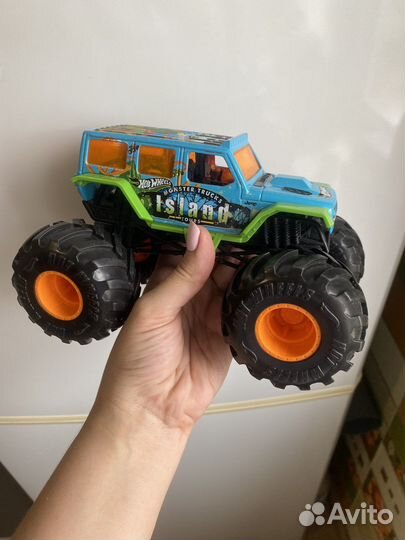 Hot wheels monster truck