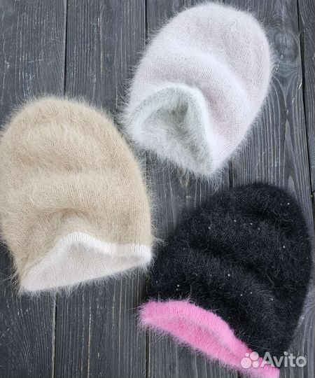 Шапочки из Ангоры ручной работы