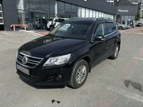 Volkswagen Tiguan 2.0 AT, 2011, 197 774 км, с пробегом, цена 1 399 000 руб.