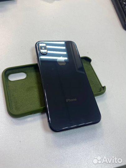 Продам iPhone X