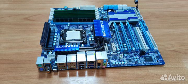 Комплект Материнская плата Gigabyte GA-X58A-UD5
