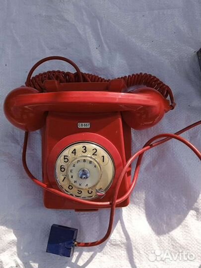 Старый телефон