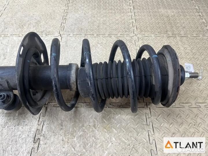 Стойка передняя правая toyota ractis