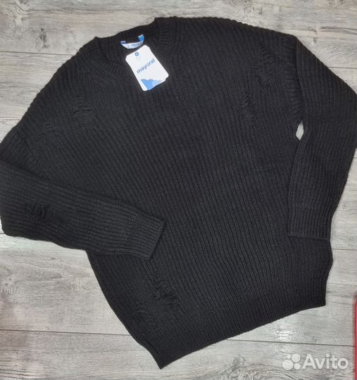 Новая 167 см кофта Mayoral