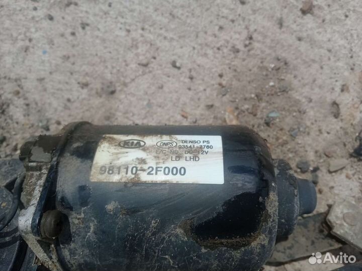 Трапеция стеклоочистителей Kia Cerato 2004-2008