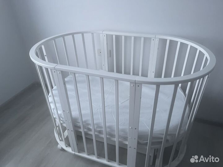 Детская кровать трансформер с маятником