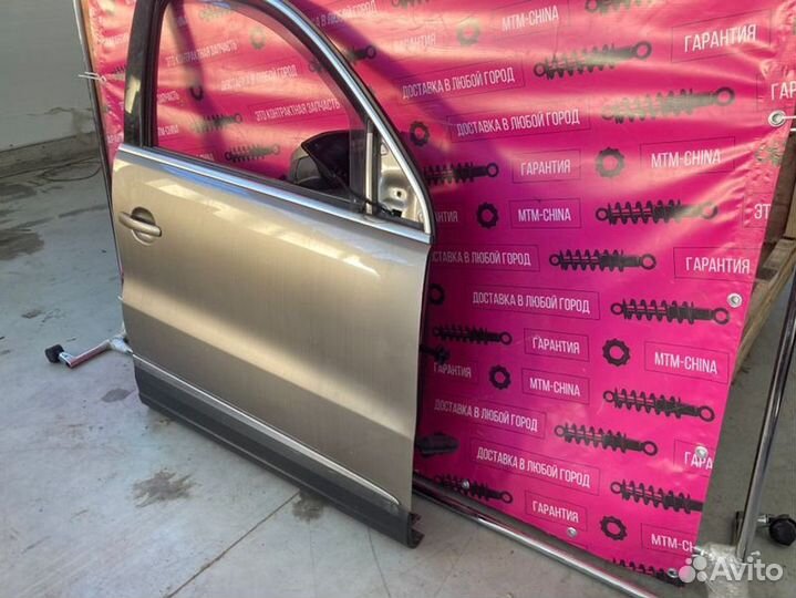Дверь передняя правая Volkswagen Tiguan