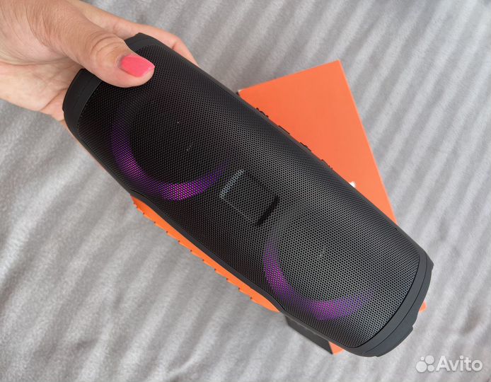 Портативная колонка charge 5