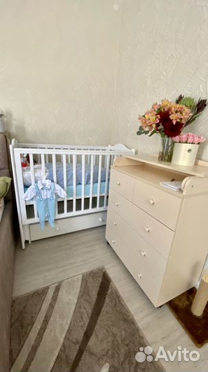 Детская кроватка