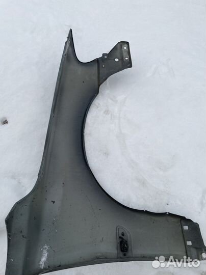 Volvo v70 крыло переднее левое
