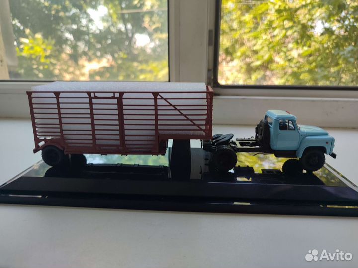 Модель автомобиля газ 52 DIP