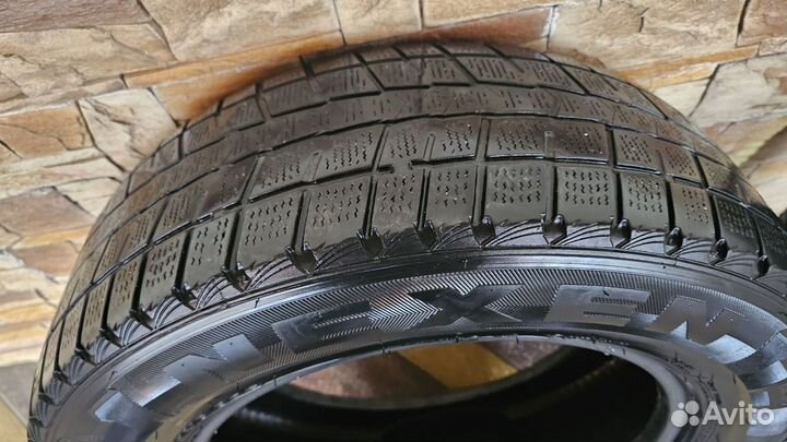 Nexen Winguard Ice SUV 215/65 R16 98T