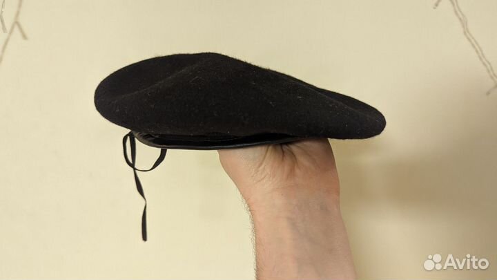 Черный берет Сплав