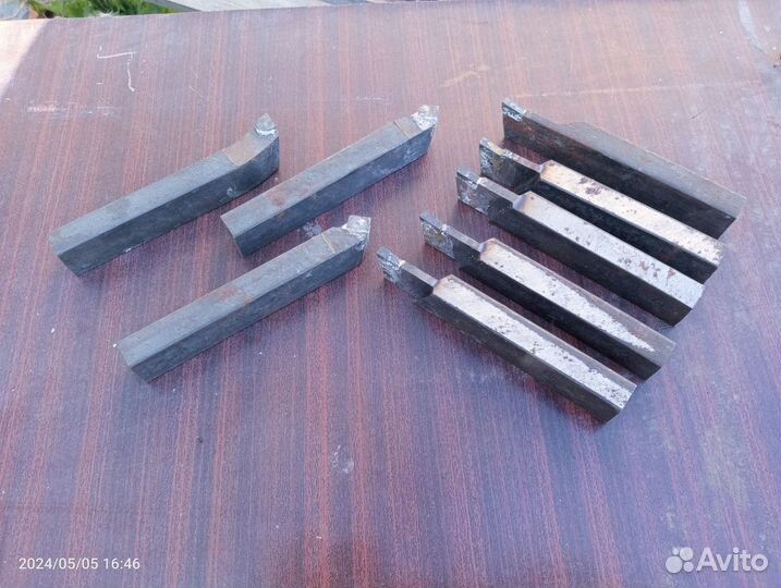 Резцы токарные