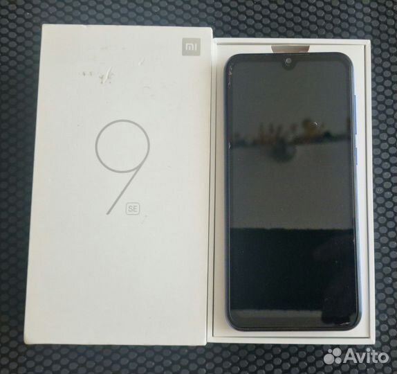 Xiaomi Mi 9 SE, 6/128 ГБ