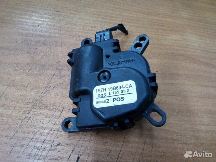 Моторчик заслонки отопителя Ford C-Max csda 2005