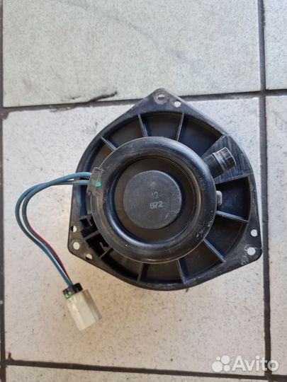 Моторчик отопителя nissan primera p11