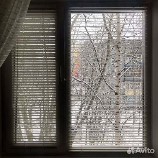 Горизонтальные алюминиевые жалюзи