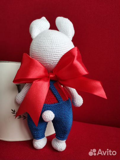 Вязаная игрушка ручной работы