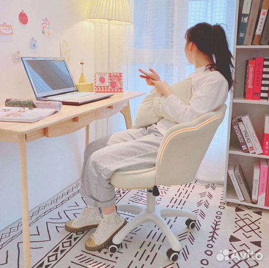 Компьютерный стул кресло