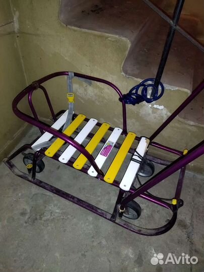 Детские санки с колесами