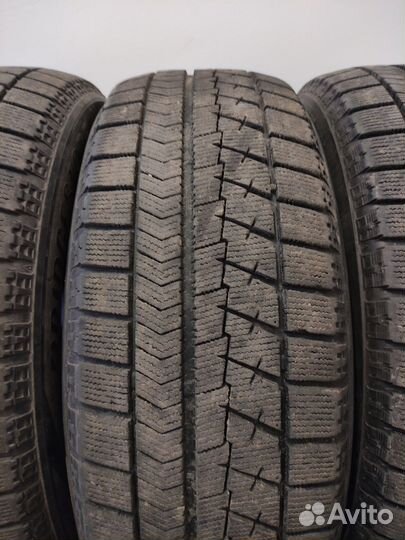 Bridgestone Blizzak VRX 225/60 R17