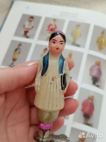 Узбечка с книгой